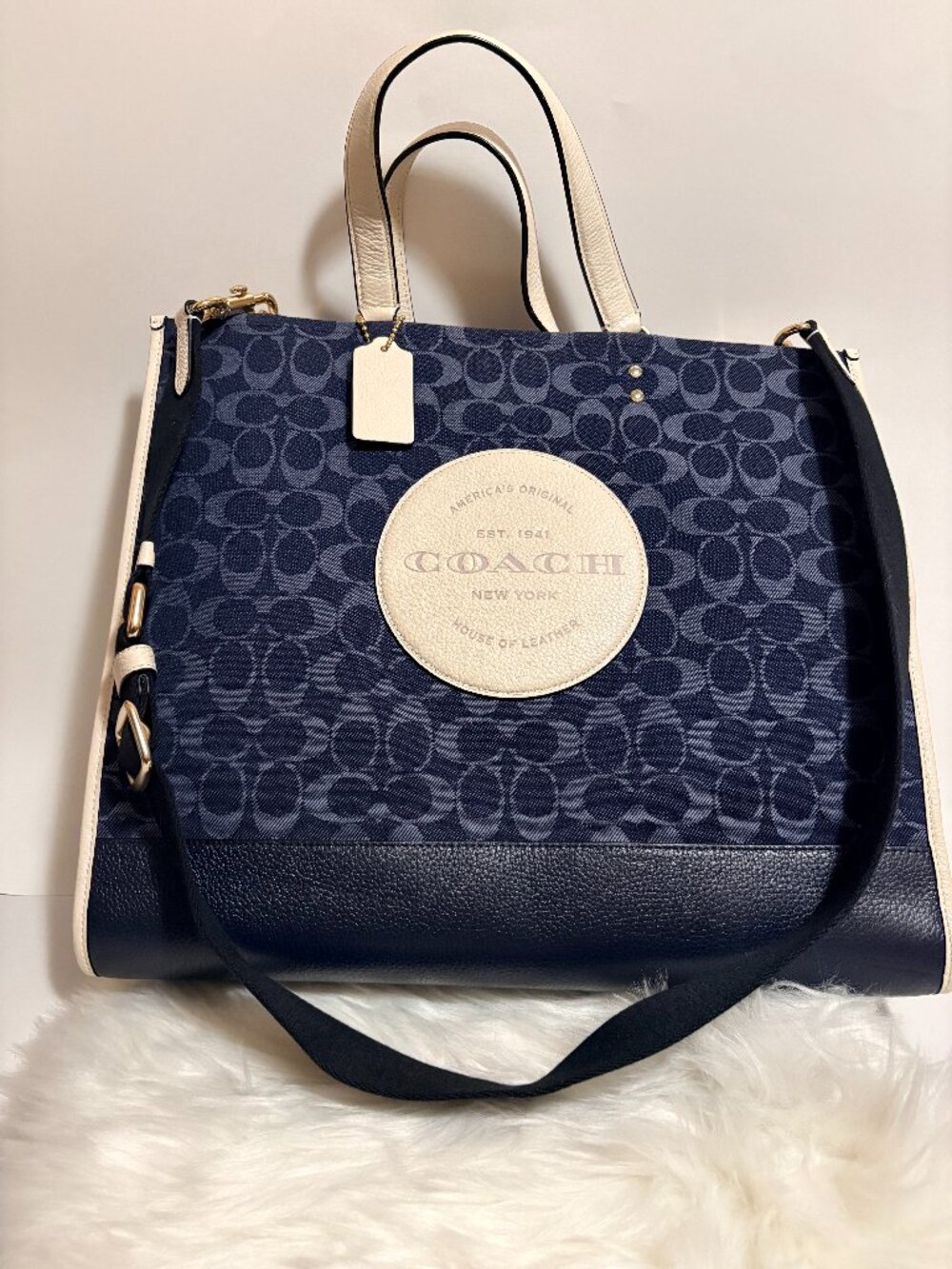 Coach Heritage Round Patch Signature Jacquard Tote Navy Chalk Leather NWOT